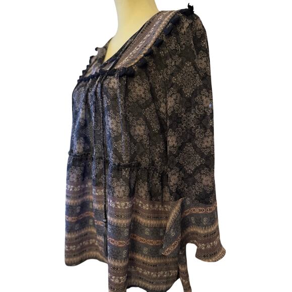 Weavers Boho Peasant Blouse with Tassel Ties, Women's Size Medium - Picture 3 of 5